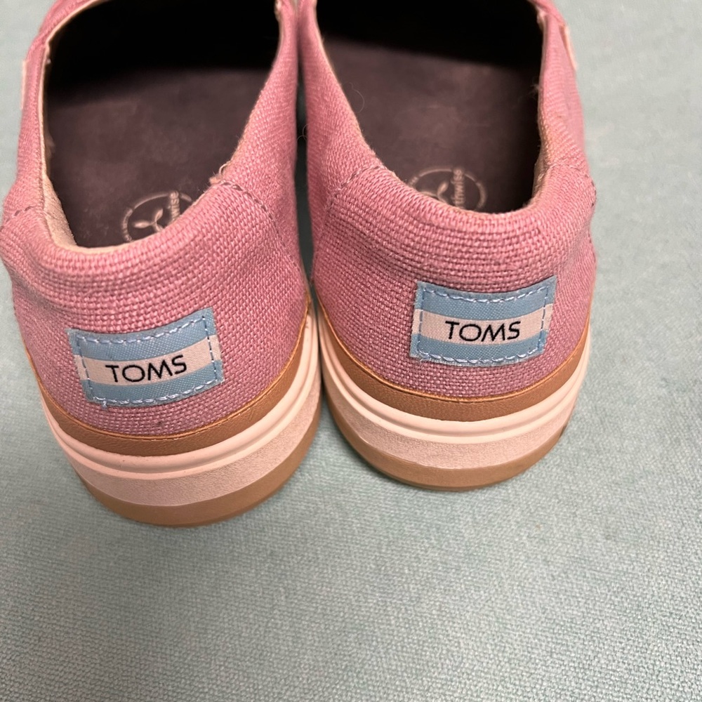 Toms Dusty Rose Canvas Slip-On Shoes platform sole Love Give logo leather trim - Picture 11 of 11